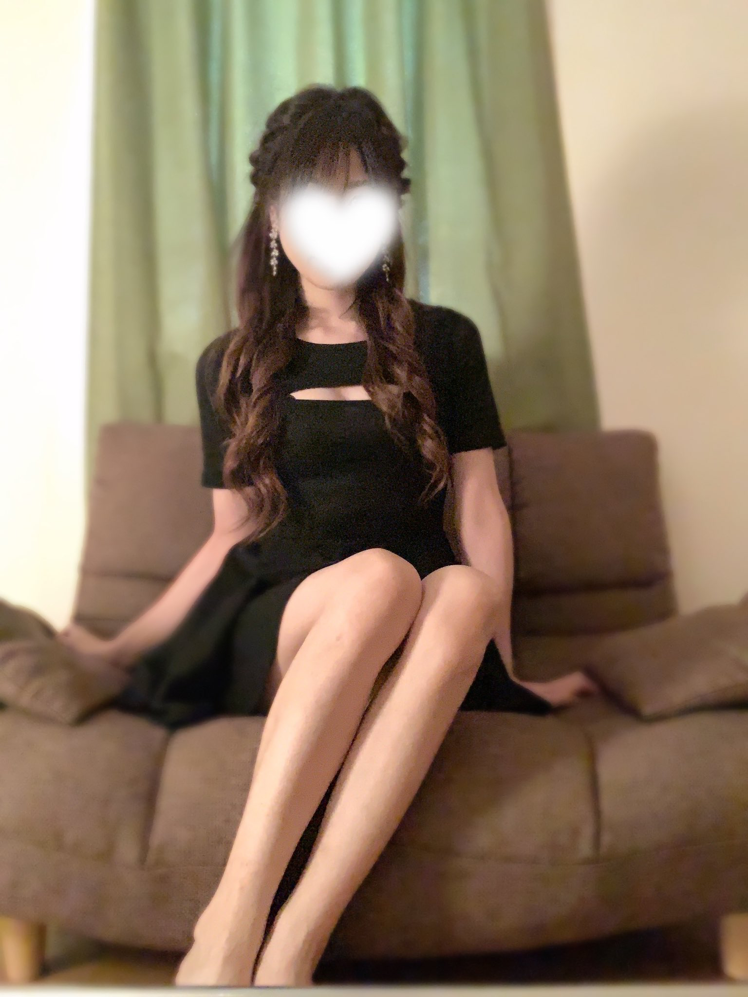 B83(C) W56 H85 栗原のえか(29)